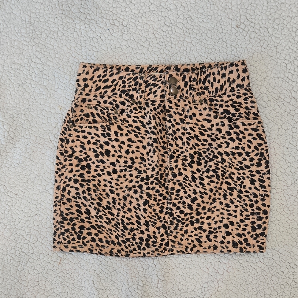 Billabong Leopard Print Denim Mini Skirt Tan Black Animal Print Size 27